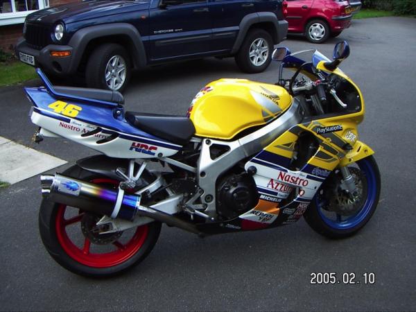 Titan coloured oval zweiflutig